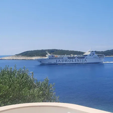 Apartment Porthos Hvar Town