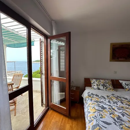 Porthos Apartment Hvar Town