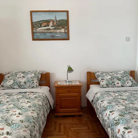 Porthos Apartment Hvar Town